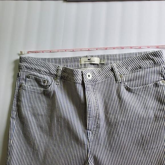 Vineyard Vines Cotton Blend High Rise Kick Flare Jeans Size 32 - Picture 5 of 10